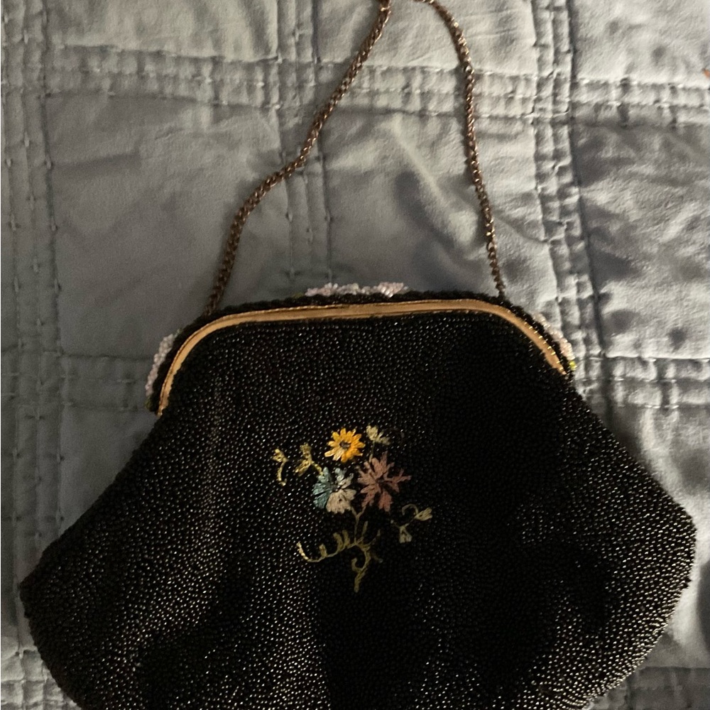 Elegant Black Beaded Floral Evening Bag